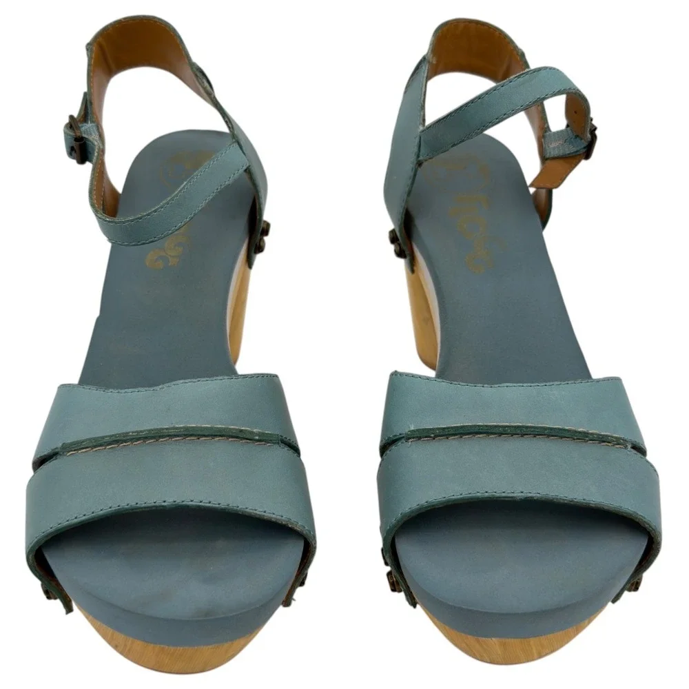 Flogg Wooden Platform Sandals‎ Teal Leather Studded Heels Women's 7.5